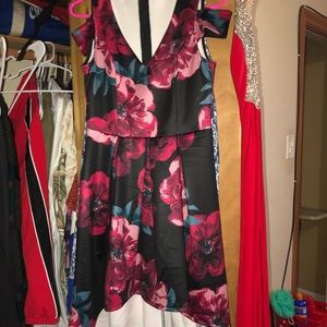 Low-High V Neck Floral Dress